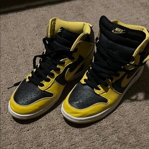 Nike Men’s High-Top Sneakers - Black & Yellow